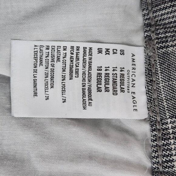 American Eagle Black and White Plaid Mini Skirt Size 14 Preppy Plaid Skirt - Picture 8 of 10